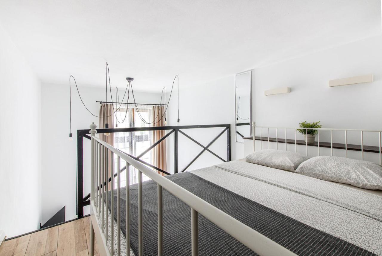 Smart Rental Management Apartments - City Center Vratislav Exteriér fotografie