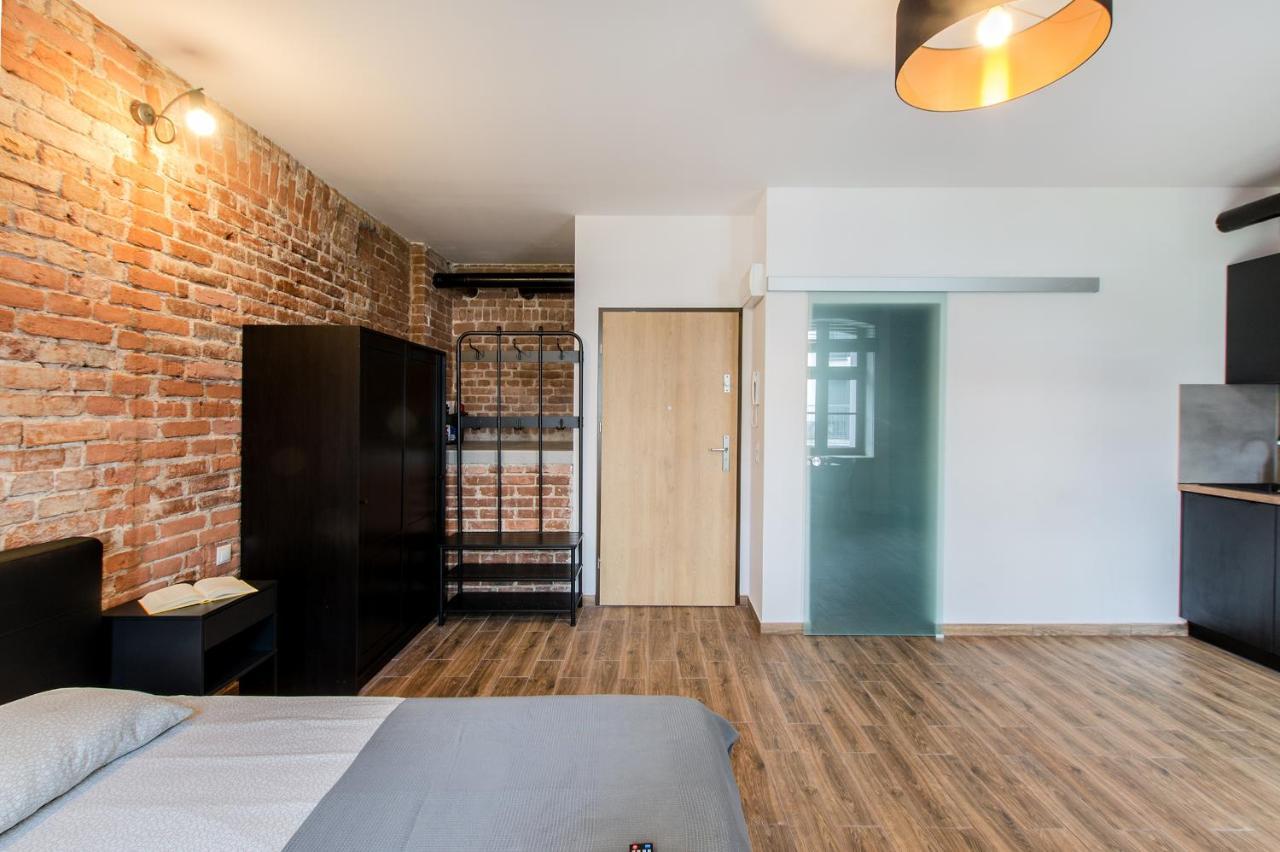 Smart Rental Management Apartments - City Center Vratislav Exteriér fotografie