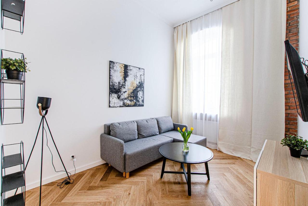 Smart Rental Management Apartments - City Center Vratislav Exteriér fotografie
