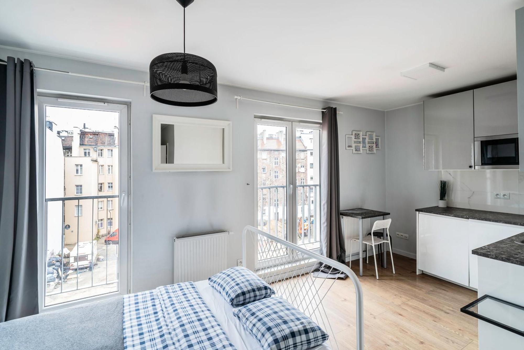 Smart Rental Management Apartments - City Center Vratislav Exteriér fotografie